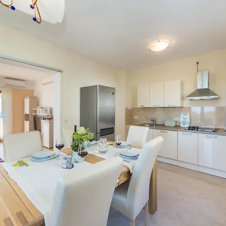 Biokovo Apartment Makarska